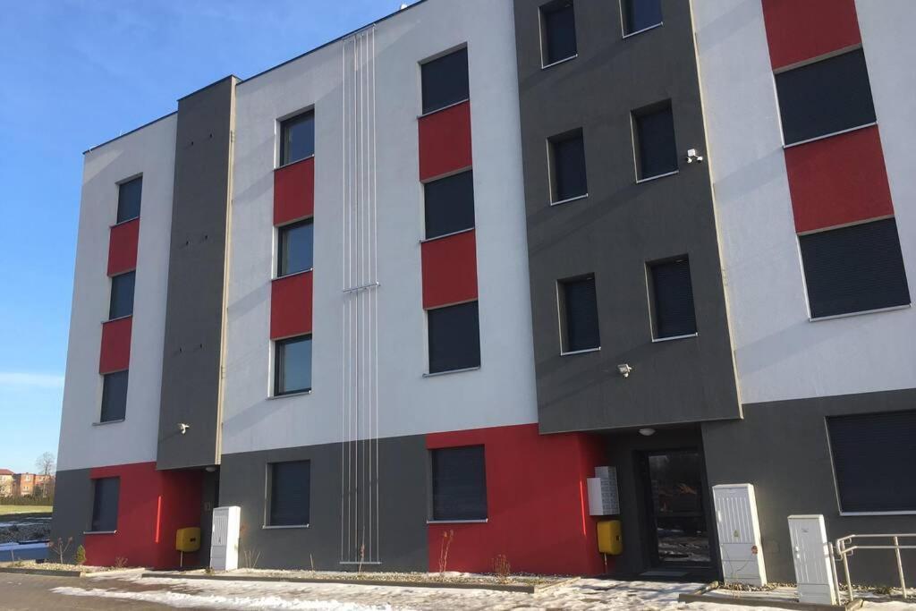 Apartament Fibra Bounty รืบนิค ภายนอก รูปภาพ
